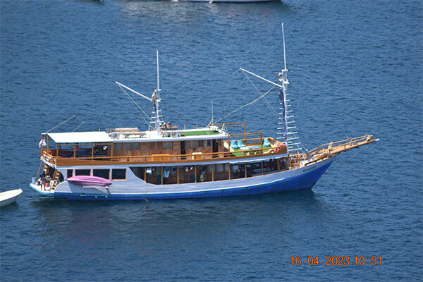gallery komodo boat charter oke (16) gallery komodo boat charter oke (16)