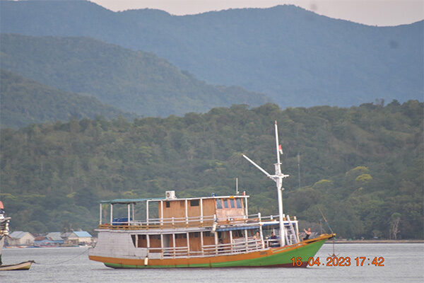 gallery komodo boat charter oke (8) gallery komodo boat charter oke (8)